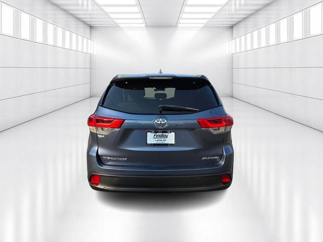 used 2018 Toyota Highlander car, priced at $27,999