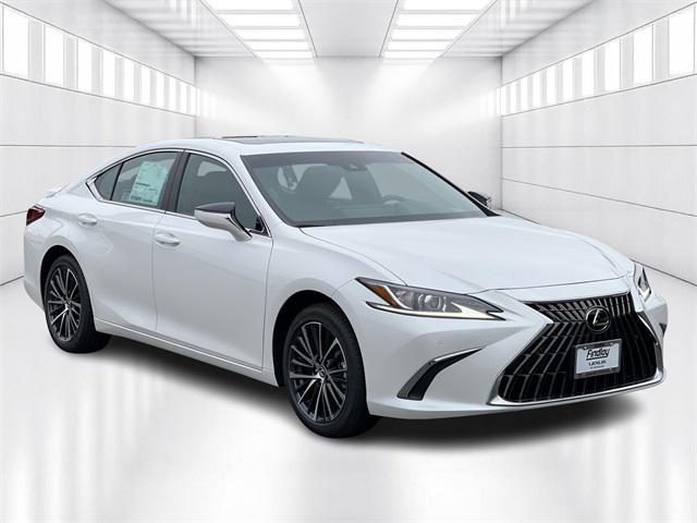 new 2025 Lexus ES 300h car, priced at $50,944