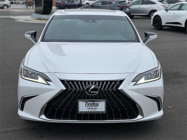 new 2025 Lexus ES 300h car, priced at $50,944