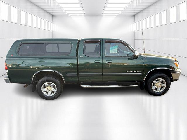 used 2000 Toyota Tundra car, priced at $12,999