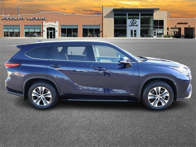 used 2022 Toyota Highlander Hybrid car, priced at $43,499