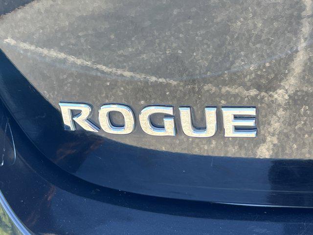 used 2010 Nissan Rogue car, priced at $5,999
