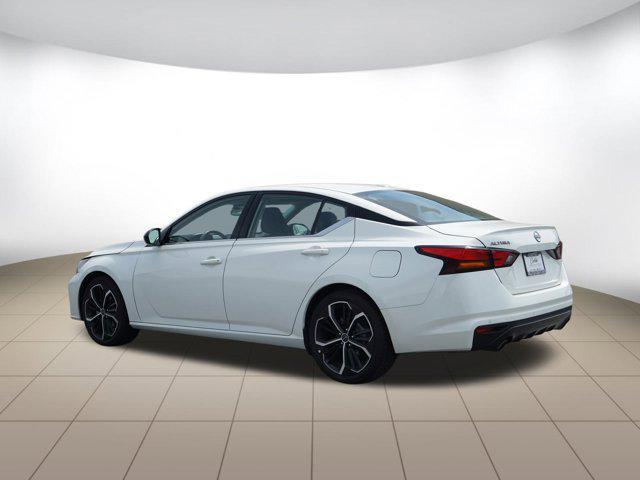 used 2023 Nissan Altima car, priced at $20,999