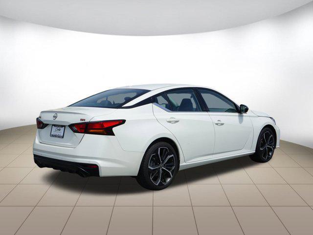 used 2023 Nissan Altima car, priced at $20,999