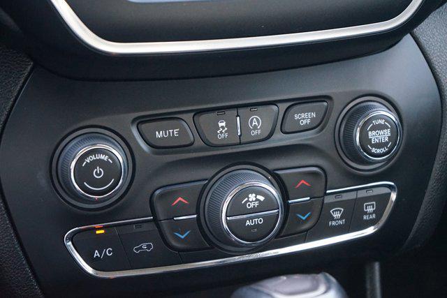 used 2023 Jeep Cherokee car, priced at $21,999