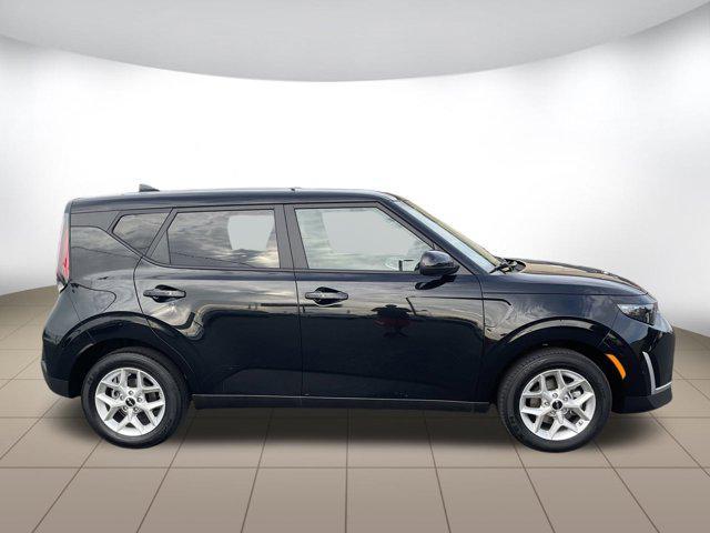 used 2024 Kia Soul car, priced at $15,999