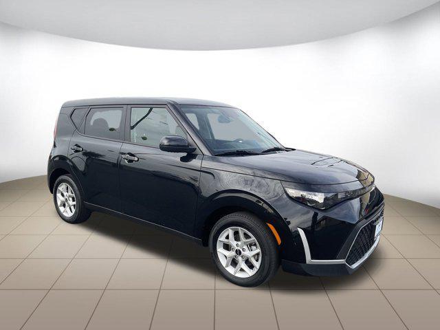 used 2024 Kia Soul car, priced at $15,999