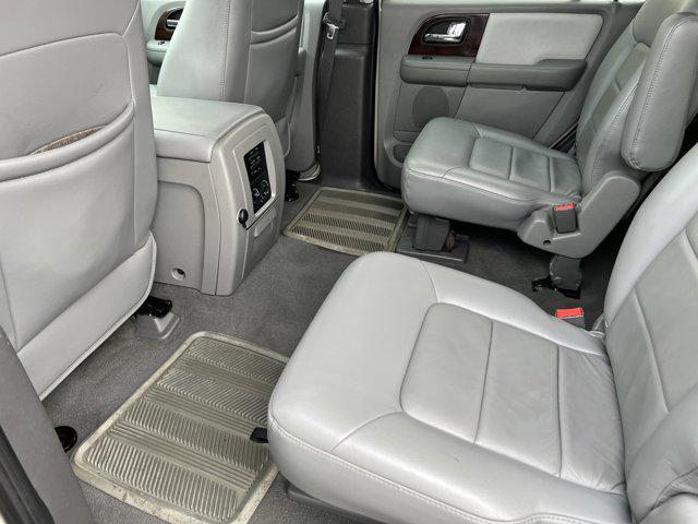 used 2006 Ford Expedition car, priced at $6,297