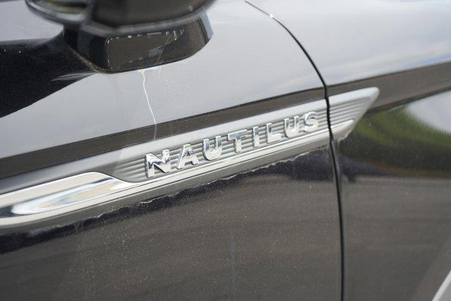 used 2023 Lincoln Nautilus car, priced at $38,899