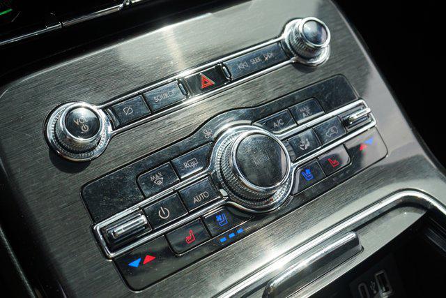 used 2023 Lincoln Nautilus car, priced at $38,899