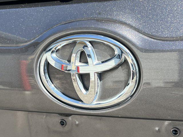 used 2019 Toyota Highlander car, priced at $22,497