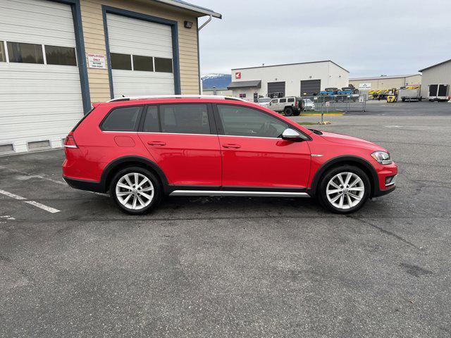 used 2019 Volkswagen Golf Alltrack car, priced at $20,497