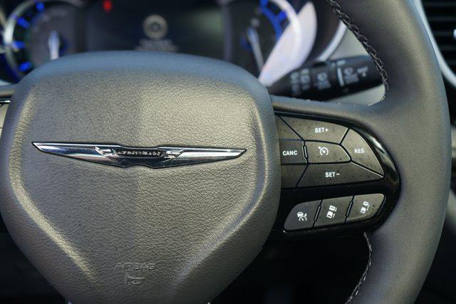 used 2024 Chrysler Pacifica Hybrid car, priced at $29,499