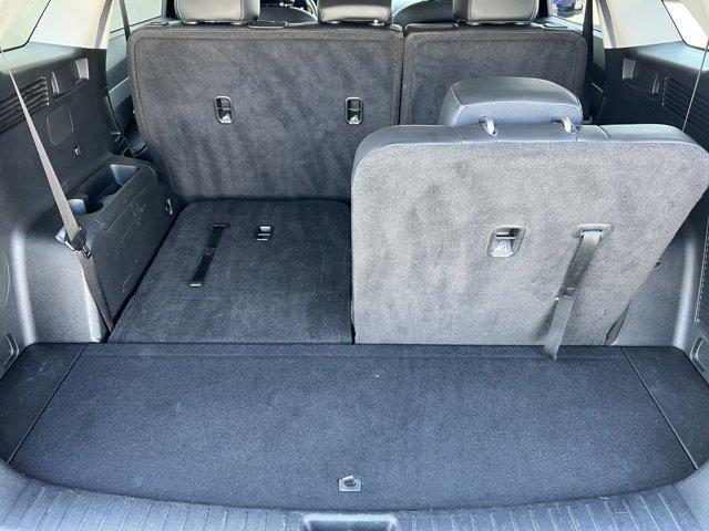 used 2024 Kia Sorento car, priced at $26,999