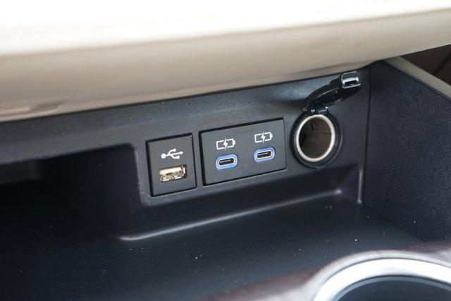 used 2022 Toyota Highlander car, priced at $39,499