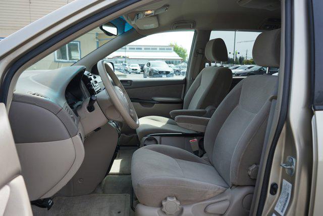 used 2004 Toyota Sienna car, priced at $6,999
