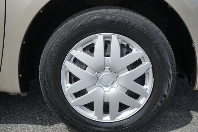 used 2004 Toyota Sienna car, priced at $6,999