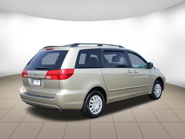 used 2004 Toyota Sienna car, priced at $6,999