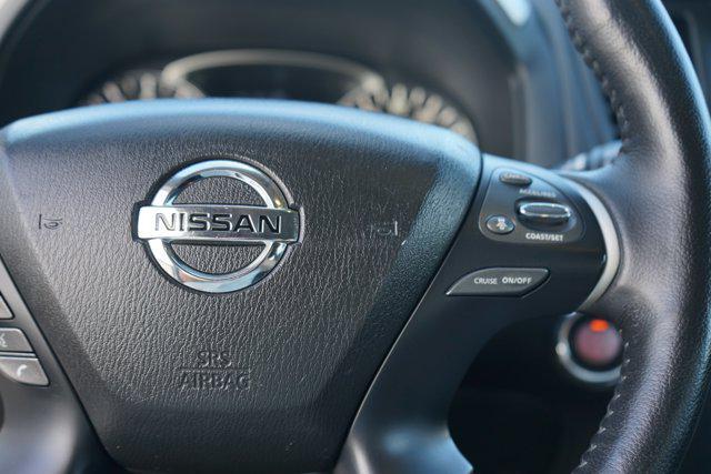 used 2020 Nissan Pathfinder car, priced at $21,999