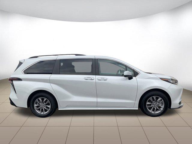 used 2023 Toyota Sienna car, priced at $37,899