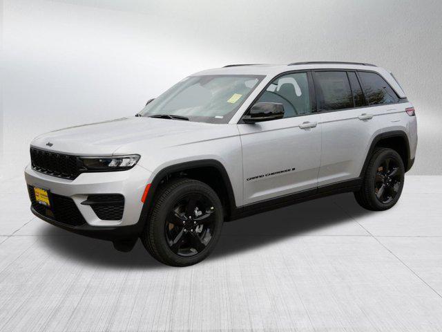 new 2025 Jeep Grand Cherokee car, priced at $41,499