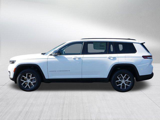 new 2024 Jeep Grand Cherokee L car, priced at $42,157