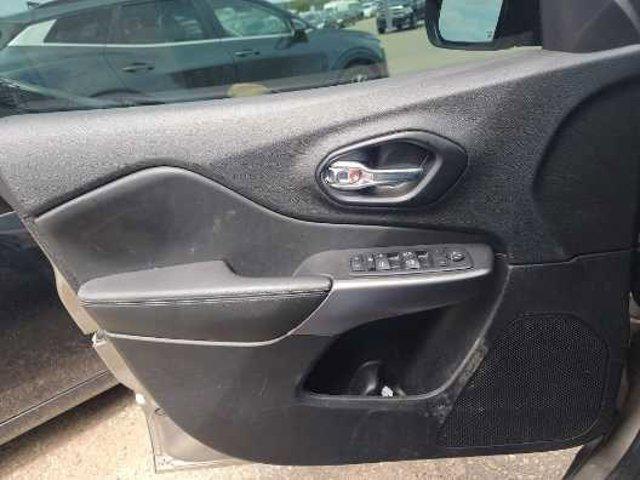 used 2021 Jeep Cherokee car, priced at $23,897