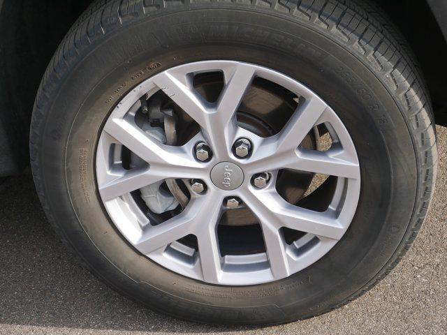 used 2022 Jeep Grand Cherokee car, priced at $31,988