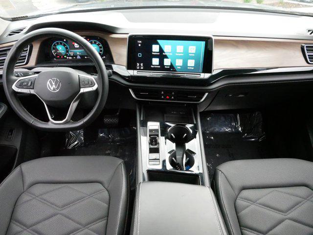 used 2024 Volkswagen Atlas car, priced at $30,600