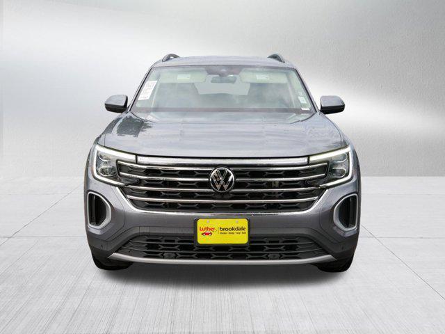 used 2024 Volkswagen Atlas car, priced at $30,600