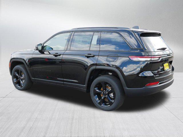 new 2025 Jeep Grand Cherokee car, priced at $41,999