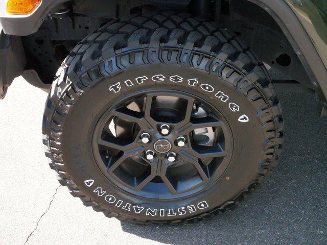 used 2024 Jeep Gladiator car, priced at $39,587