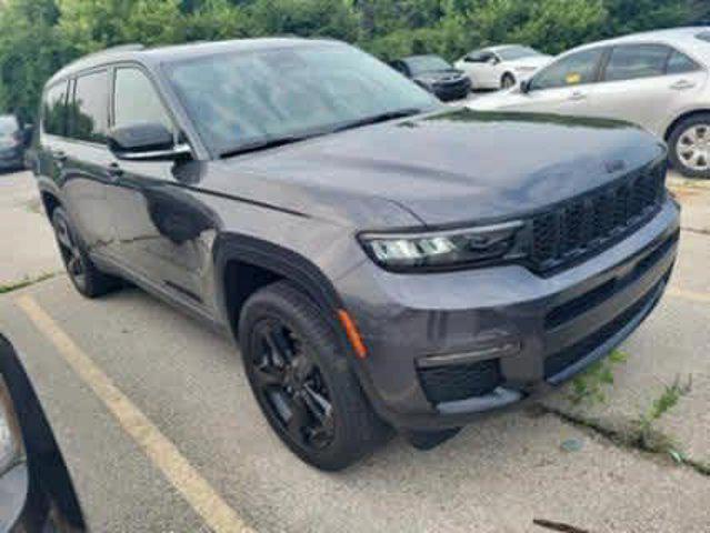 used 2022 Jeep Grand Cherokee L car, priced at $33,089