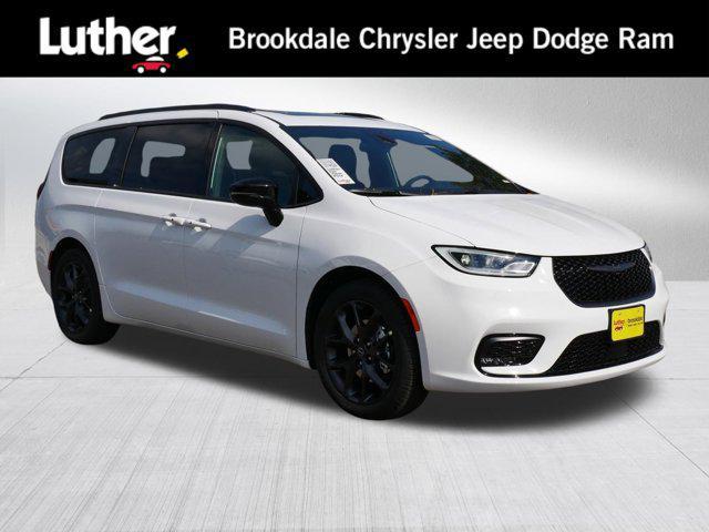 new 2026 Chrysler Pacifica car, priced at $48,556