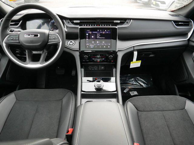 new 2025 Jeep Grand Cherokee L car, priced at $46,922
