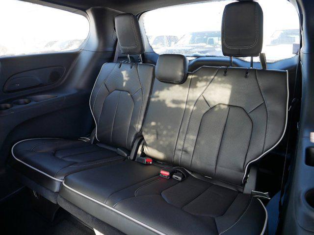 new 2025 Chrysler Pacifica Hybrid car, priced at $43,999