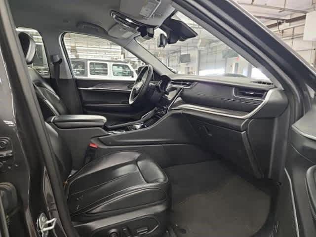 used 2023 Jeep Grand Cherokee car, priced at $32,778