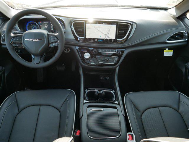new 2025 Chrysler Pacifica car, priced at $47,864