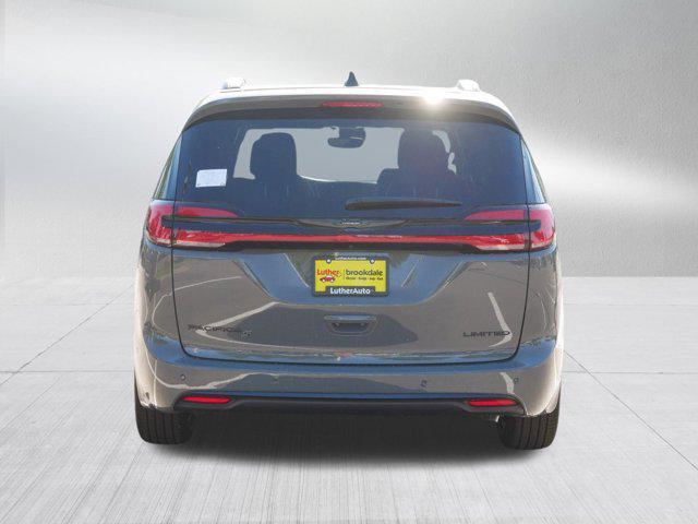 new 2025 Chrysler Pacifica car, priced at $47,864