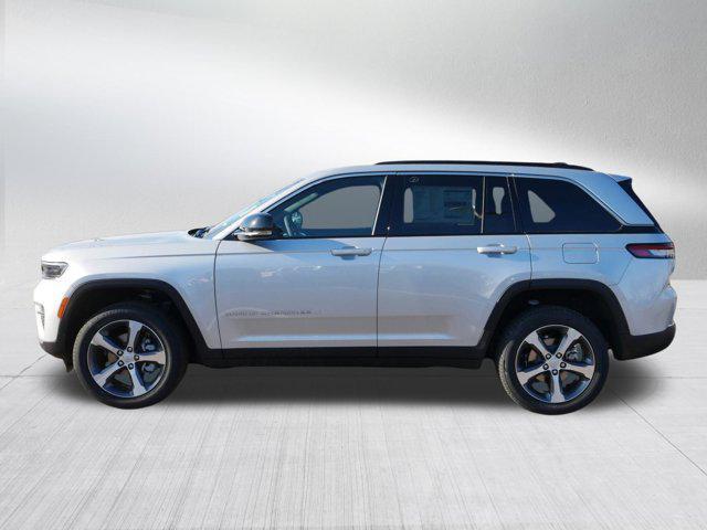 new 2025 Jeep Grand Cherokee car, priced at $51,115