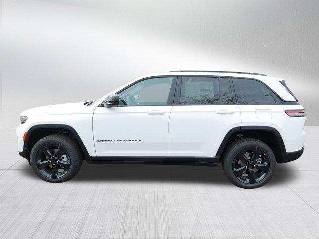 new 2025 Jeep Grand Cherokee car, priced at $44,999