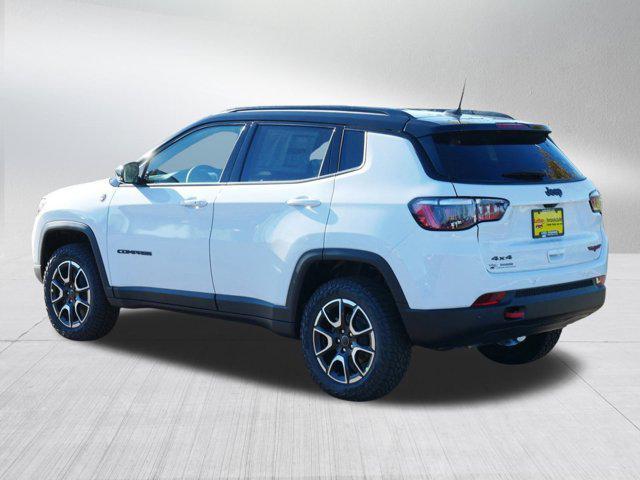 new 2025 Jeep Compass car, priced at $29,999