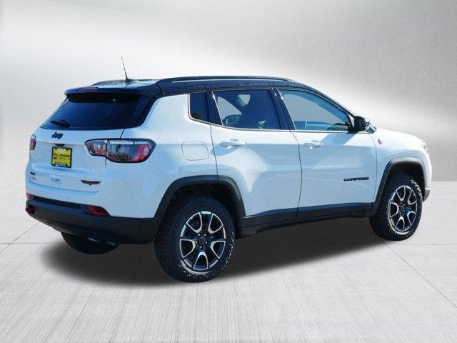 new 2025 Jeep Compass car, priced at $29,999