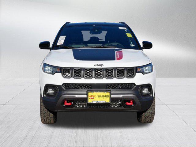 new 2025 Jeep Compass car, priced at $29,999