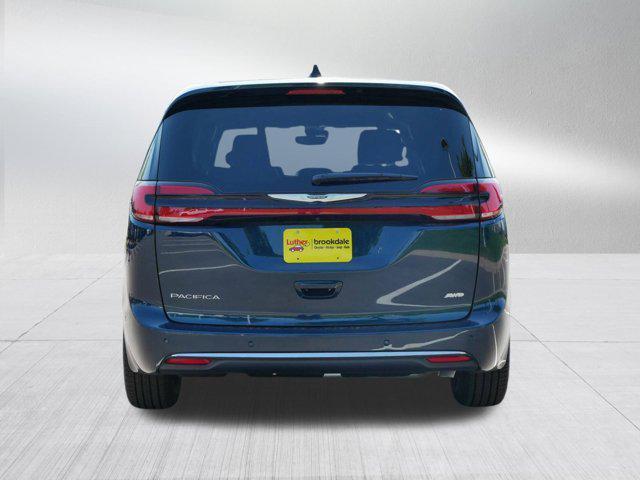 new 2025 Chrysler Pacifica car, priced at $43,091
