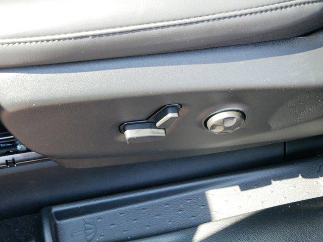 new 2025 Chrysler Pacifica car, priced at $43,091