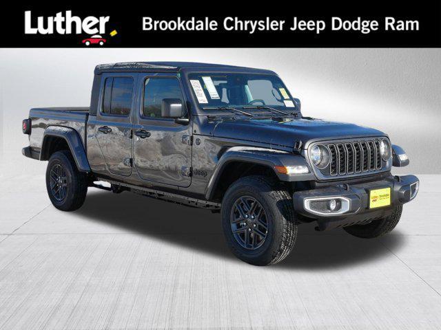 new 2025 Jeep Gladiator car, priced at $44,862