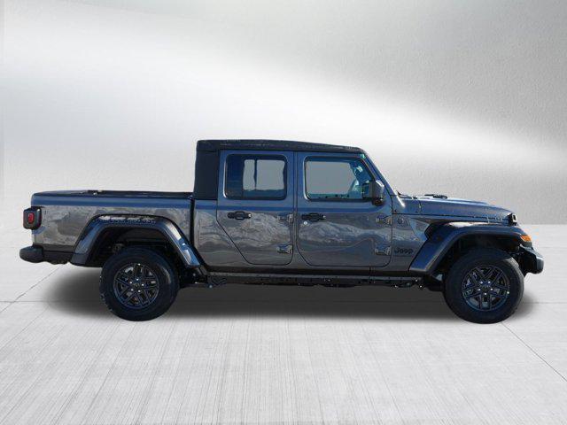new 2025 Jeep Gladiator car, priced at $44,862