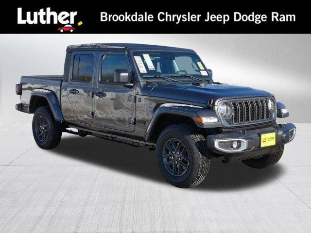 new 2025 Jeep Gladiator car, priced at $43,999