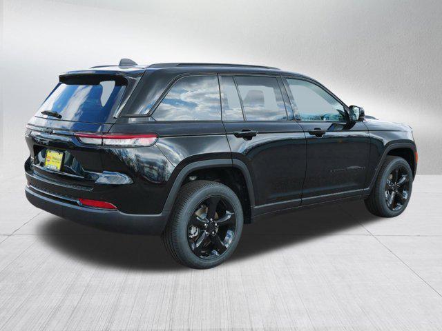 new 2025 Jeep Grand Cherokee car, priced at $47,760